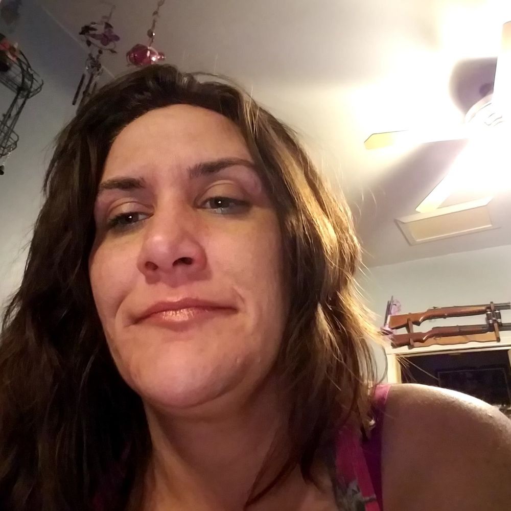 Meet your Posher, Holly